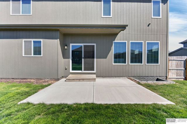 15010 S 19th Street, Bellevue, NE 68123