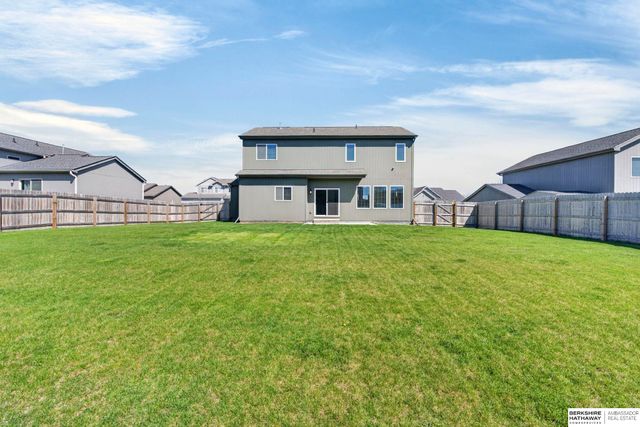 15010 S 19th Street, Bellevue, NE 68123