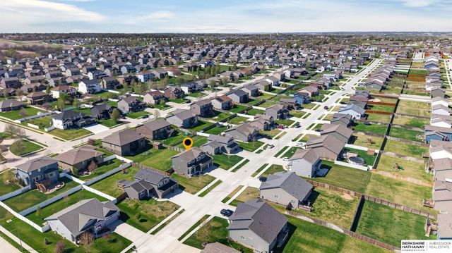 15010 S 19th Street, Bellevue, NE 68123