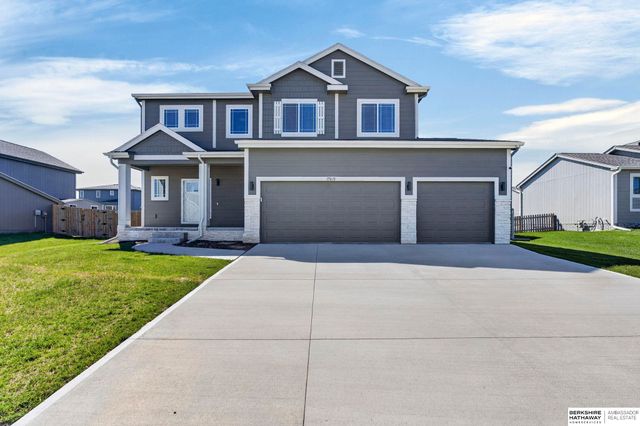 15010 S 19th Street, Bellevue, NE 68123