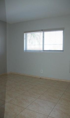 600 Layne Boulevard 201, Hallandale Beach, FL 33009