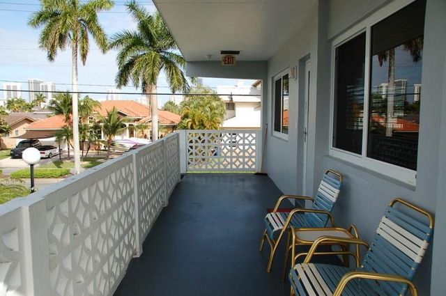 600 Layne Boulevard 201, Hallandale Beach, FL 33009
