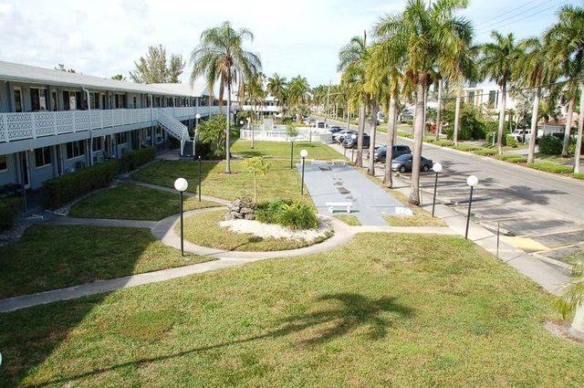 600 Layne Boulevard 201, Hallandale Beach, FL 33009