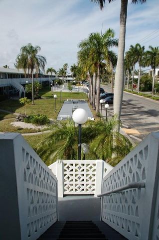 600 Layne Boulevard 201, Hallandale Beach, FL 33009