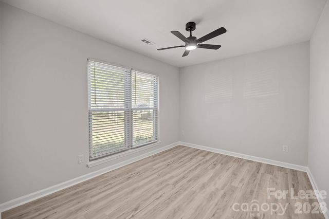 6722 Stillmeadow Drive, Charlotte, NC 28277