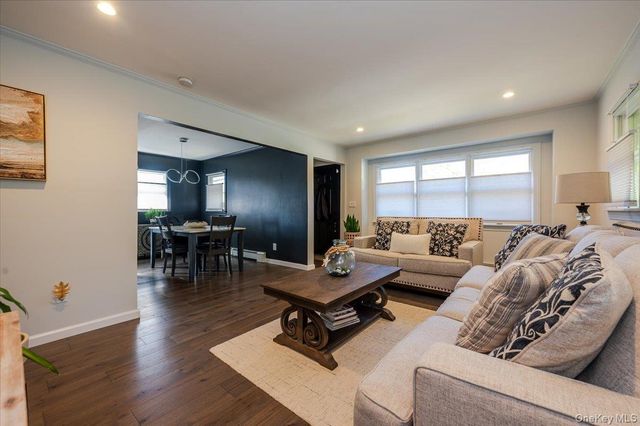 614 Franklin Boulevard, Long Beach, NY 11561