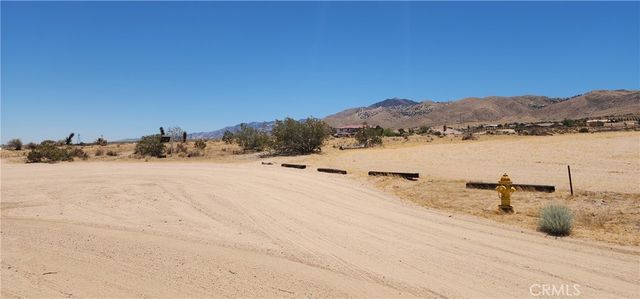 1 Rancho Street, Apple Valley, CA 92308