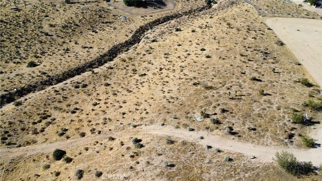 1 Rancho Street, Apple Valley, CA 92308