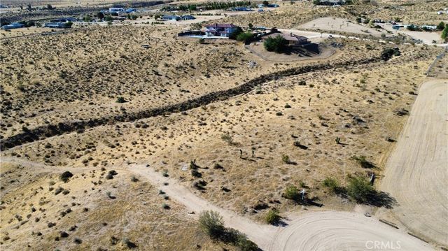1 Rancho Street, Apple Valley, CA 92308