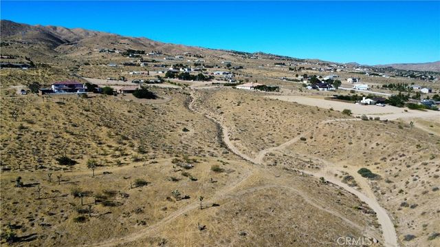 1 Rancho Street, Apple Valley, CA 92308