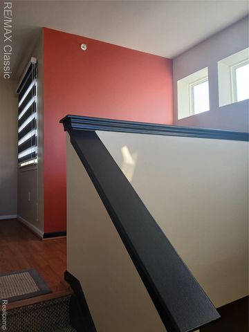 806 Brandon Avenue, Pontiac, MI 48340