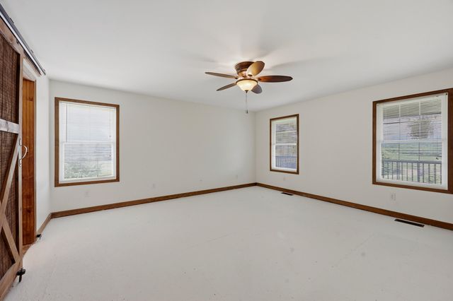 550 College Road, Paris, KY 40361