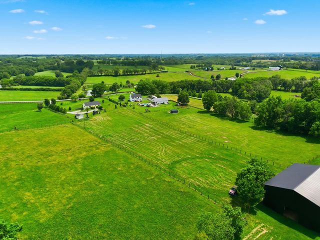 550 College Road, Paris, KY 40361
