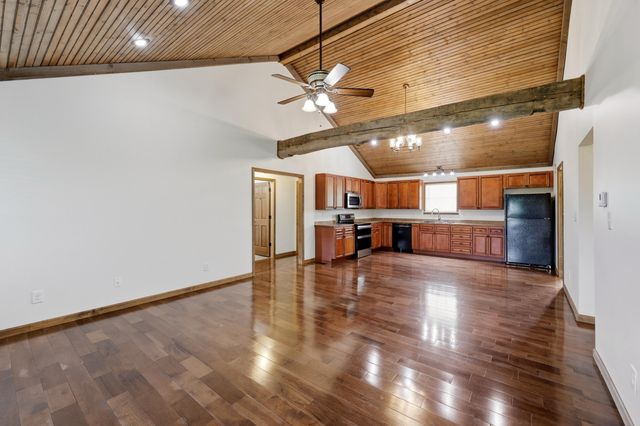 550 College Road, Paris, KY 40361