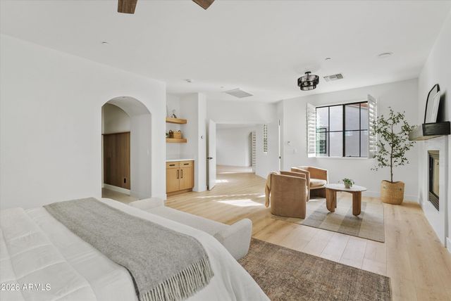 9782 E SOUTH BEND Drive, Scottsdale, AZ 85255