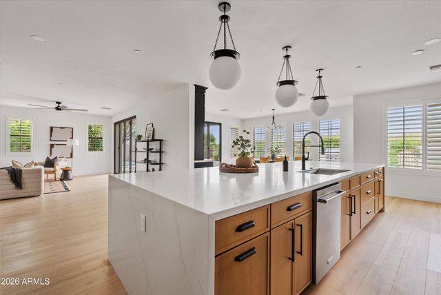 9782 E SOUTH BEND Drive, Scottsdale, AZ 85255