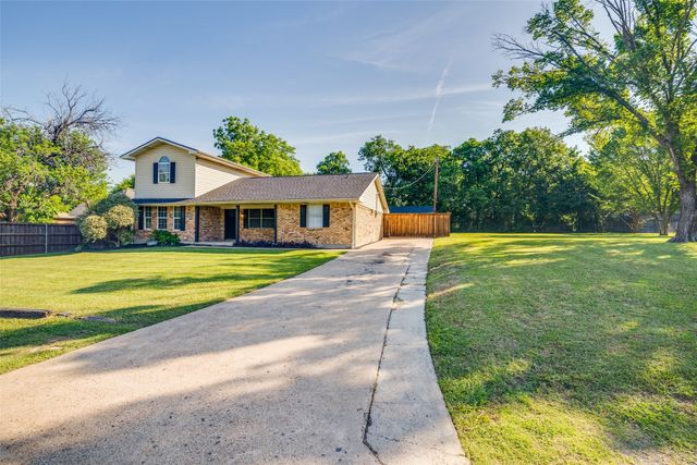 110 & 108 Weaver Street, Forney, TX 75126
