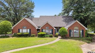 241 Lakeside Place, Mineola, TX 75773