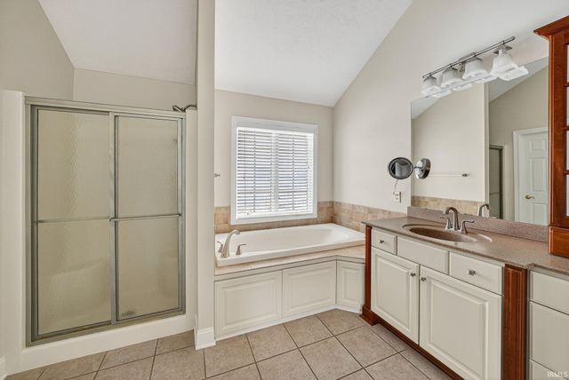 51216 Leeward Point, Granger, IN 46530