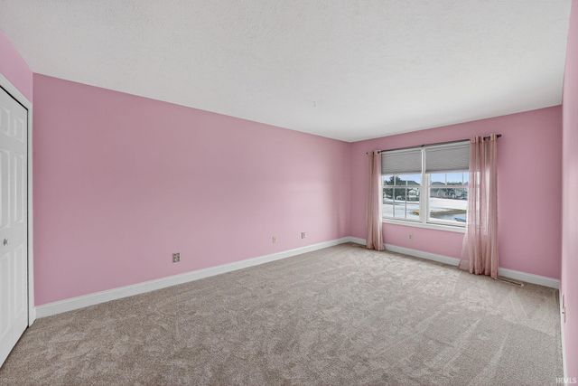 51216 Leeward Point, Granger, IN 46530