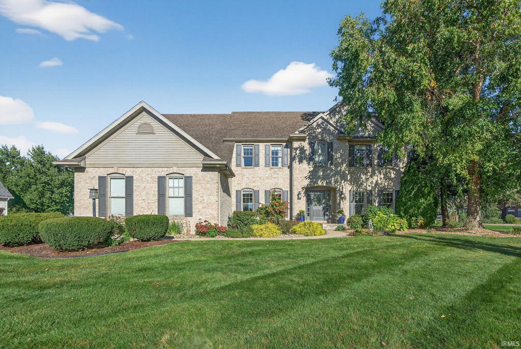 51216 Leeward Point, Granger, IN 46530