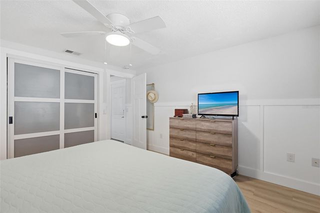 417 63RD STREET, Holmes Beach, FL 34217