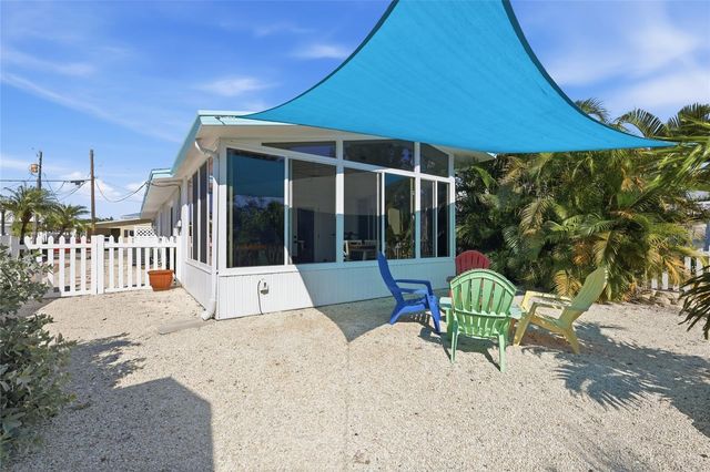 417 63RD STREET, Holmes Beach, FL 34217