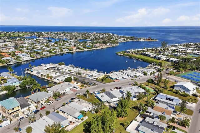 417 63RD STREET, Holmes Beach, FL 34217