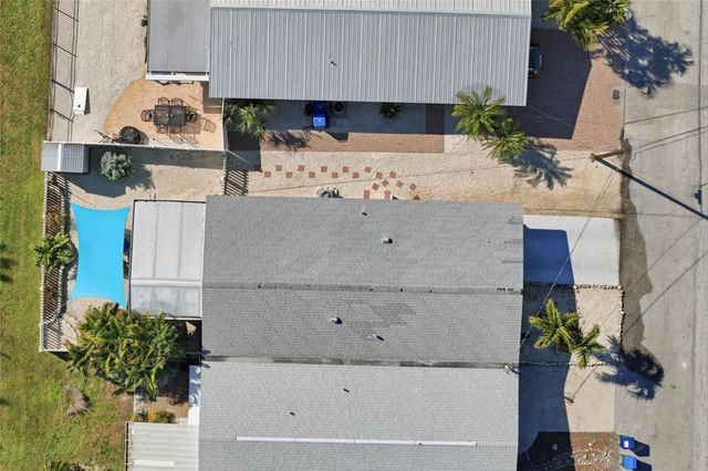 417 63RD STREET, Holmes Beach, FL 34217