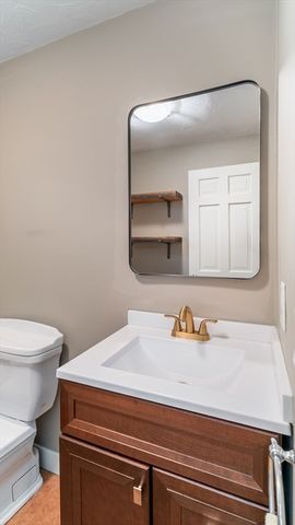 142 Baker St, Walpole, MA 02081