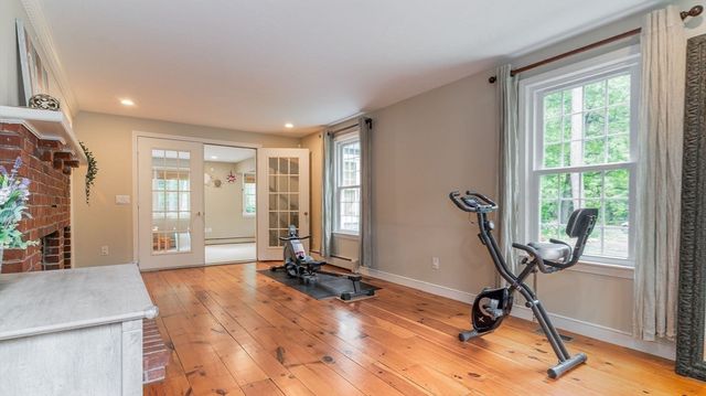 142 Baker St, Walpole, MA 02081