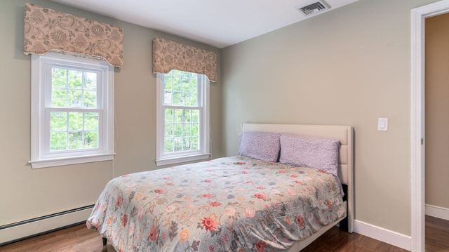 142 Baker St, Walpole, MA 02081