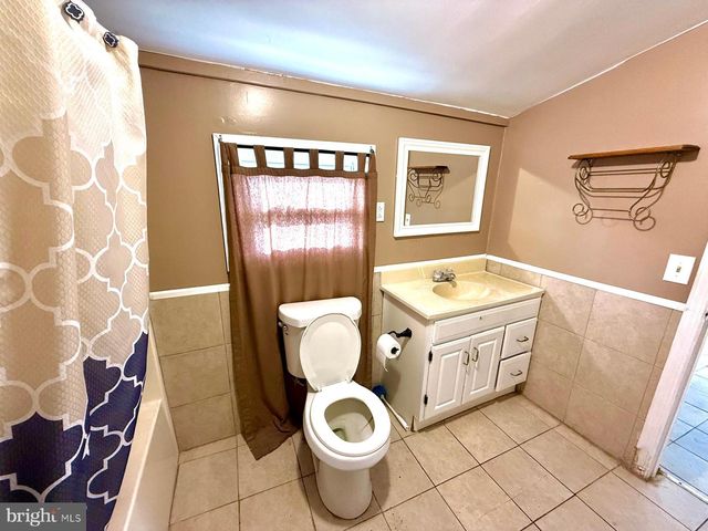 73 MAPLE AVE, Cedarville, NJ 08311