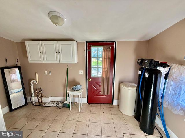 73 MAPLE AVE, Cedarville, NJ 08311