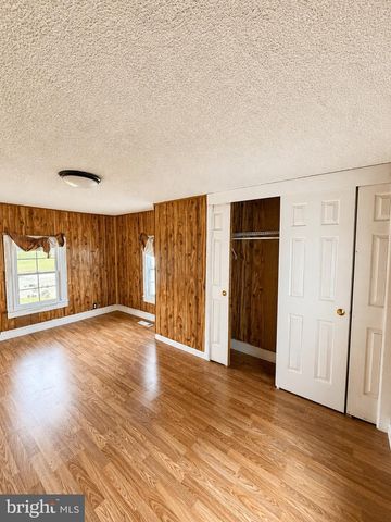 73 MAPLE AVE, Cedarville, NJ 08311