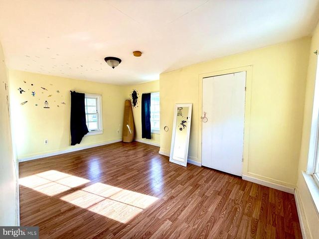 73 MAPLE AVE, Cedarville, NJ 08311