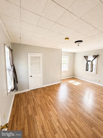 73 MAPLE AVE, Cedarville, NJ 08311