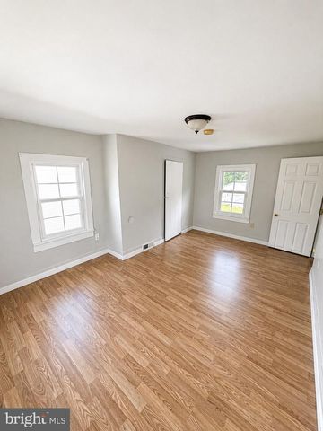 73 MAPLE AVE, Cedarville, NJ 08311