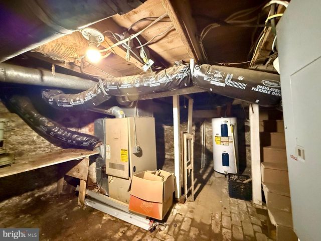 73 MAPLE AVE, Cedarville, NJ 08311