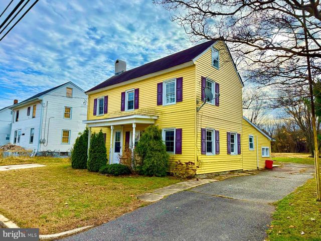 73 MAPLE AVE, Cedarville, NJ 08311