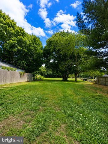 73 MAPLE AVE, Cedarville, NJ 08311