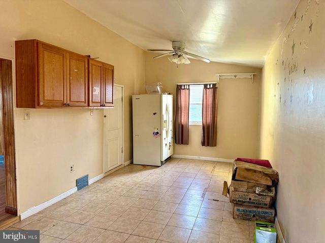 73 MAPLE AVE, Cedarville, NJ 08311