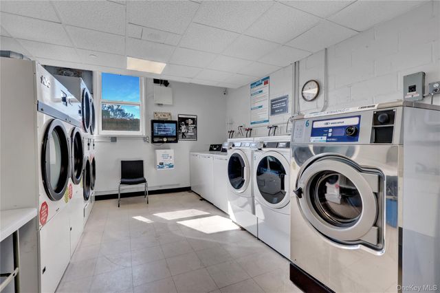 54-44 Little Neck Parkway 4S, Little Neck, NY 11362