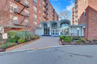 54-44 Little Neck Parkway 4S, Little Neck, NY 11362