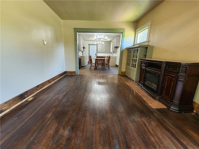 634 Scotland Ln, Union Twp, PA 16101
