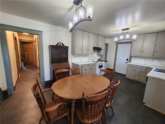 634 Scotland Ln, Union Twp, PA 16101