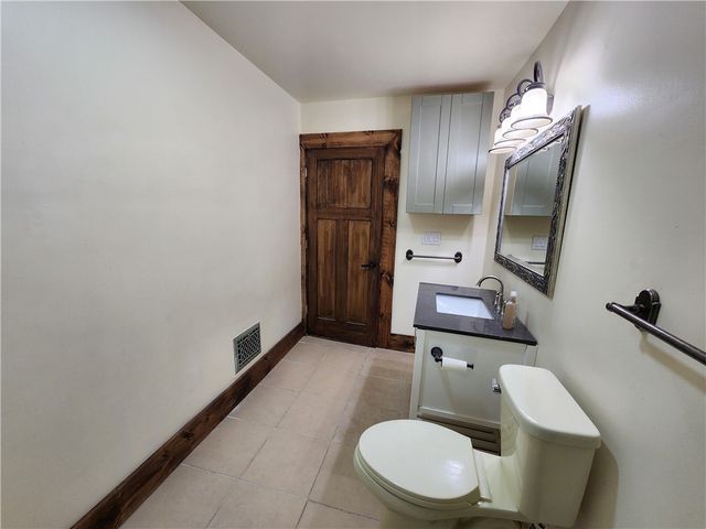 634 Scotland Ln, Union Twp, PA 16101