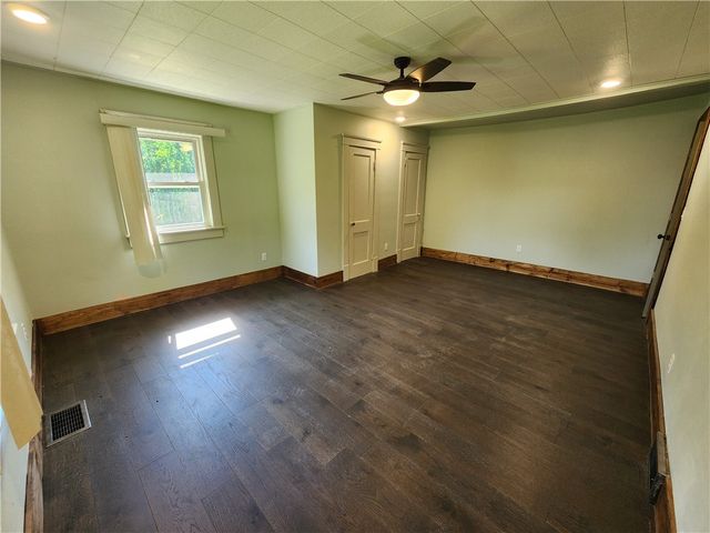 634 Scotland Ln, Union Twp, PA 16101
