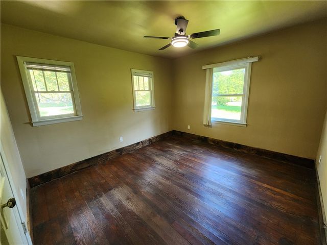 634 Scotland Ln, Union Twp, PA 16101