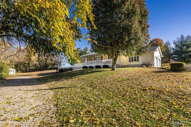 40 Ridge Street, Moro, IL 62067